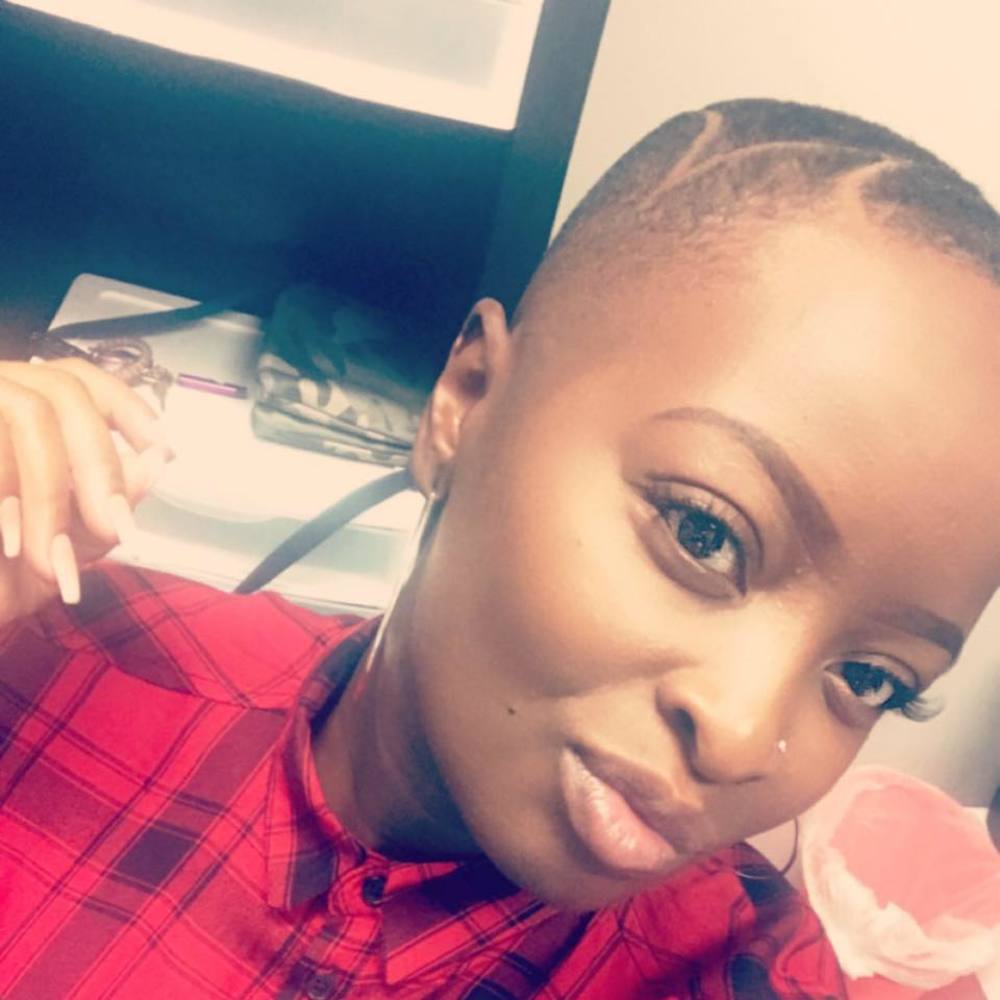 Meet your Posher, Taia